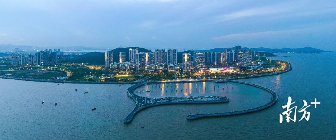 珠海高新区港澳青年创业支持，港澳青年 · 创业支持 · 政策优惠