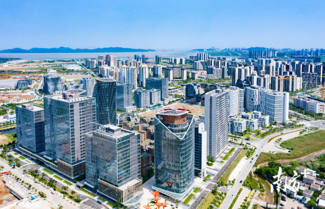 珠海高新区新能源与智能网联汽车产业发展机遇 | 新能源汽车 · 智能网联 · 动力电池【珠海厂房土地租售】