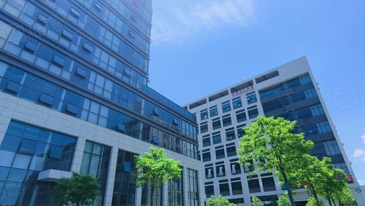 【推荐】东莞可做电池 谢岗原房东全新独栋厂房出租3300平独门独院标准厂房单层可架行车