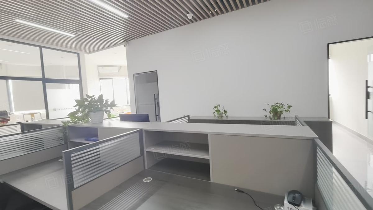 【推荐】佛山顺德容桂760方精装厂房出租 适合电商仓储直播展厅佛山顺德容桂厂独门独院标准厂房多层可架