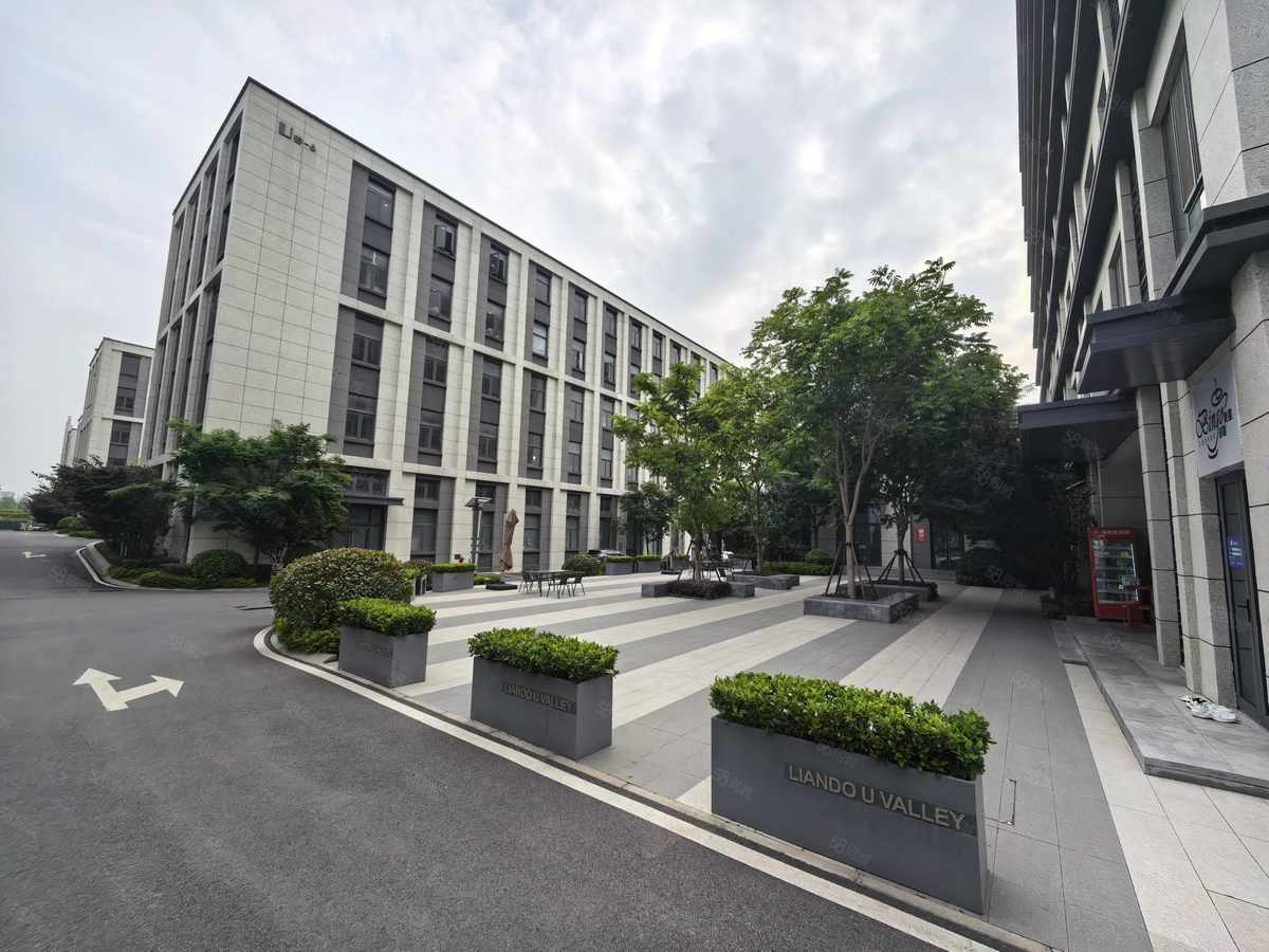 厂房实景