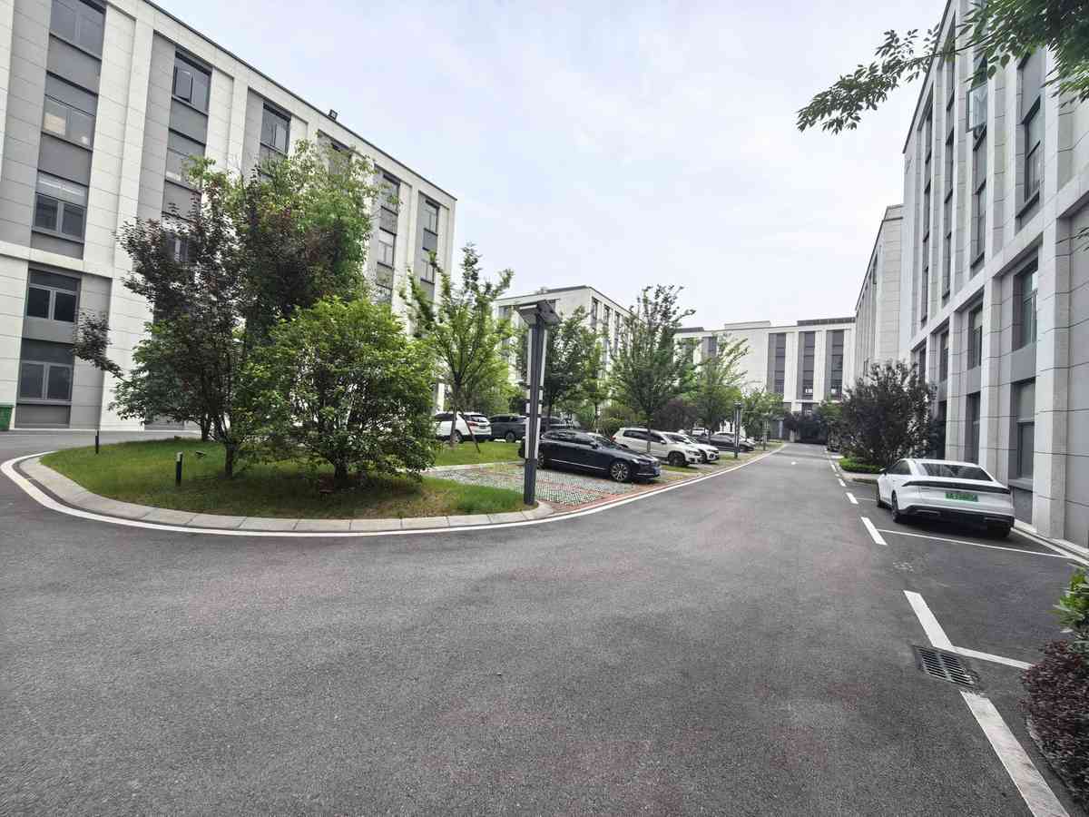 厂房实景