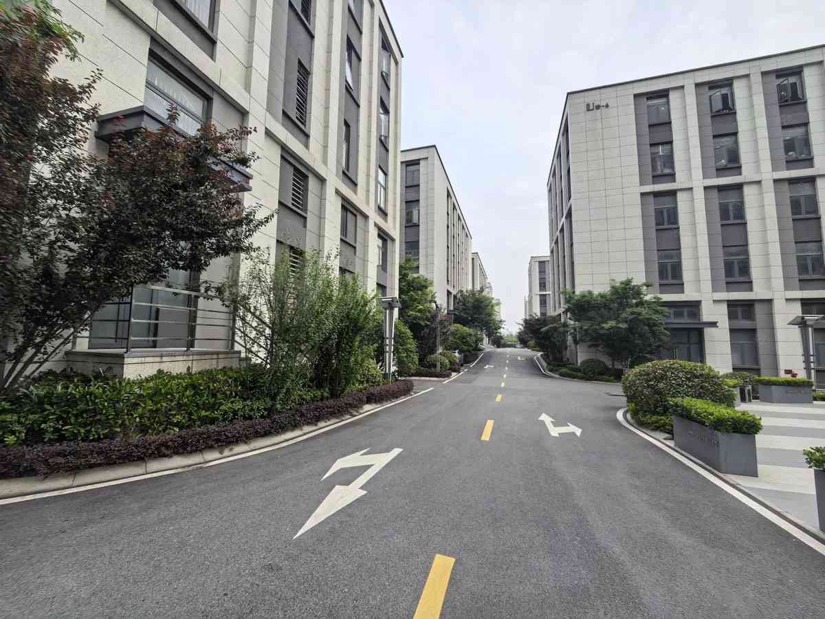 厂房实景