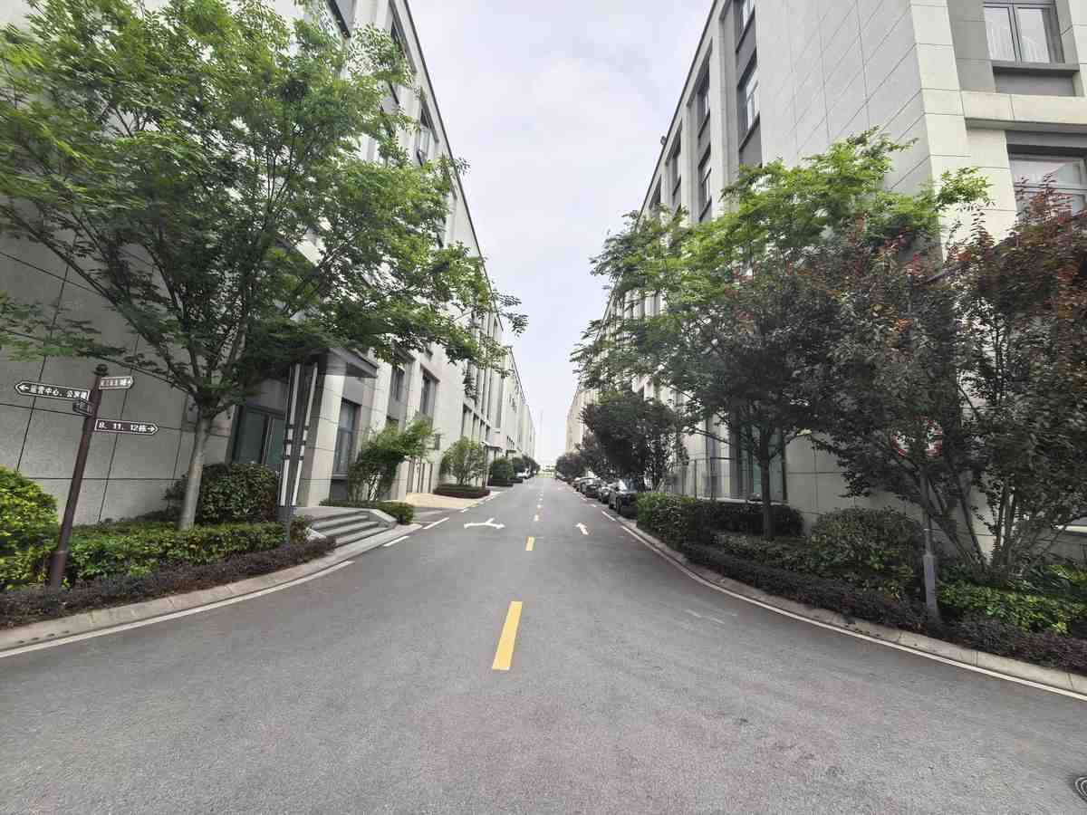 厂房实景