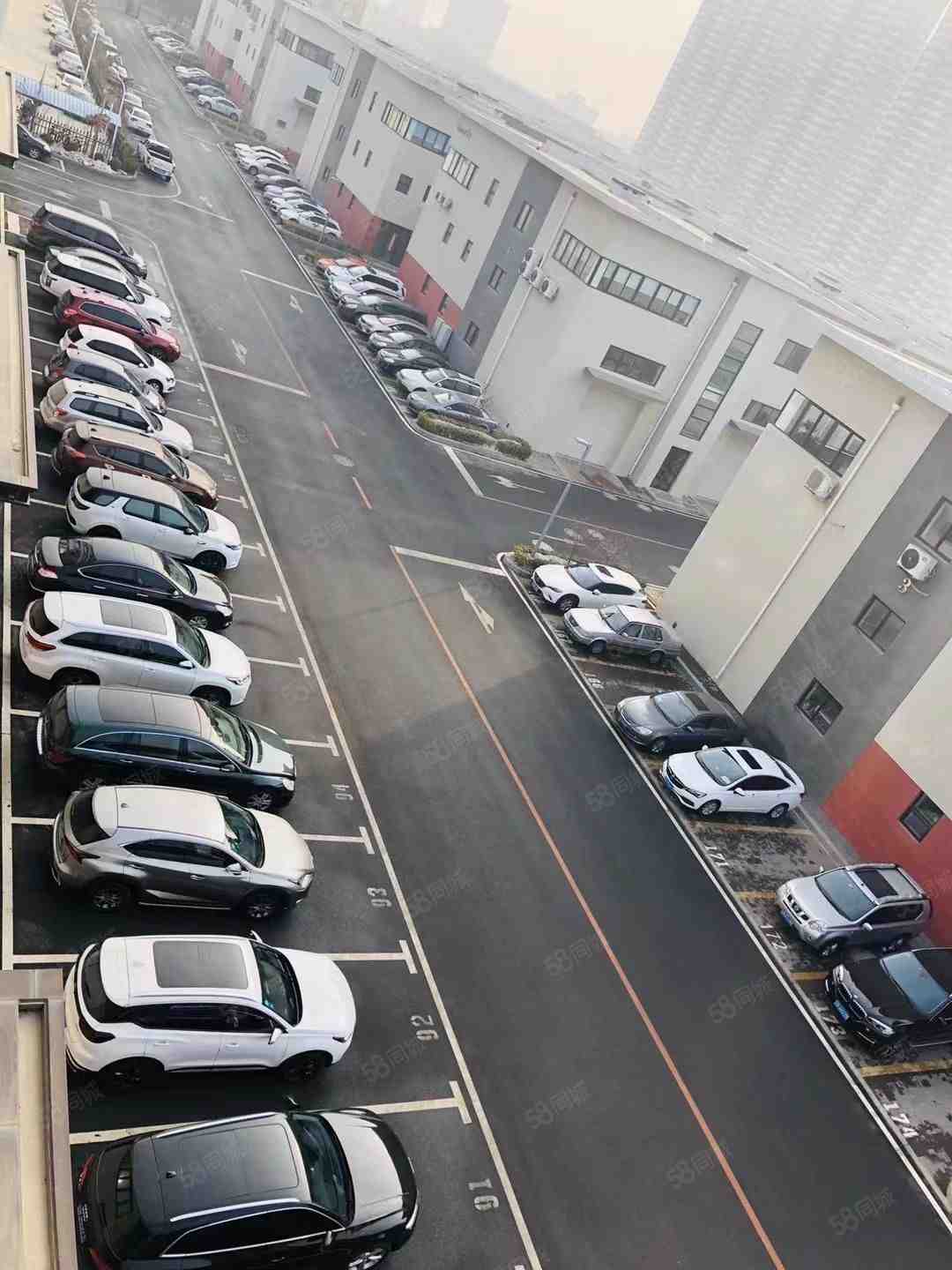 厂房实景