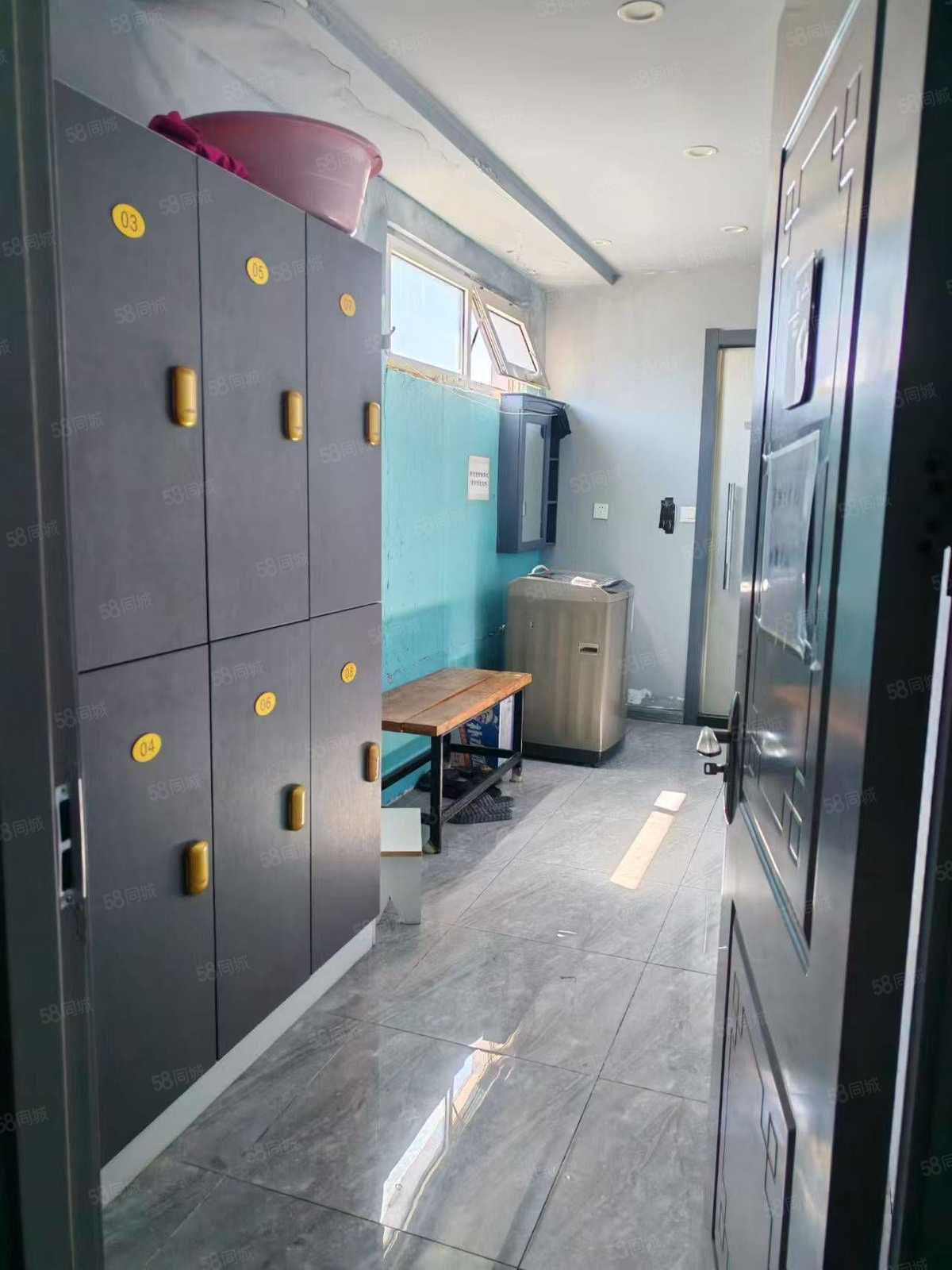 厂房实景