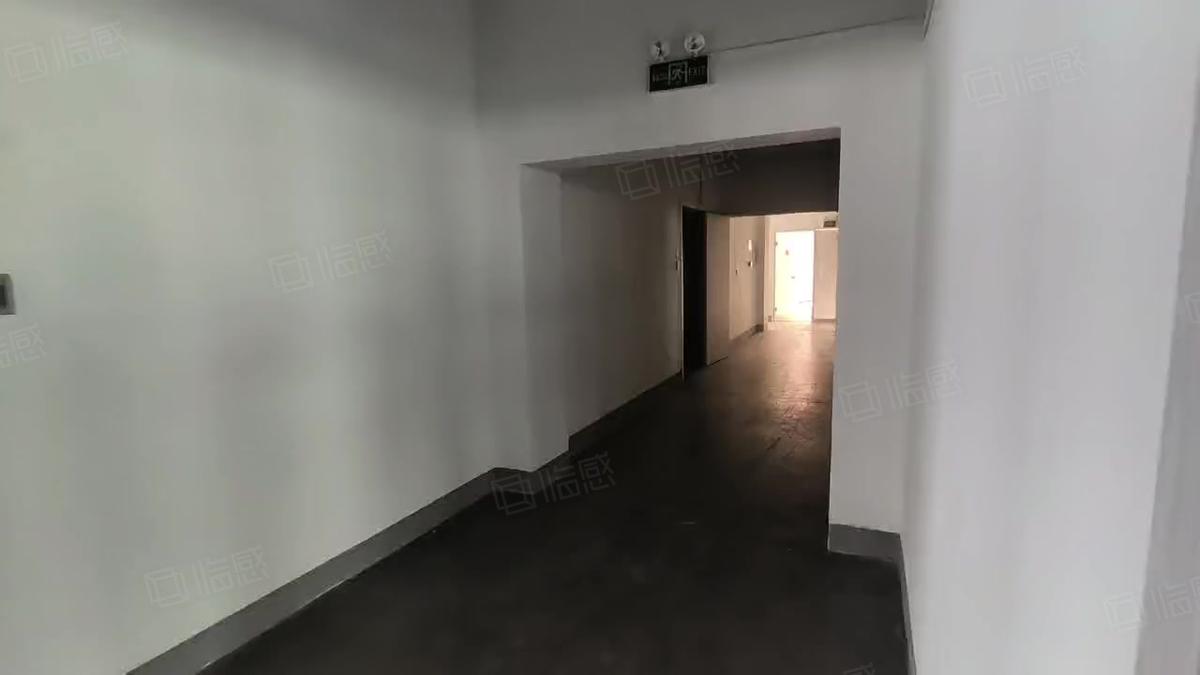 【推荐】宁波高新区 旁 办公室仓库直租 200平起多业态2000平厂房出租标准厂房单层