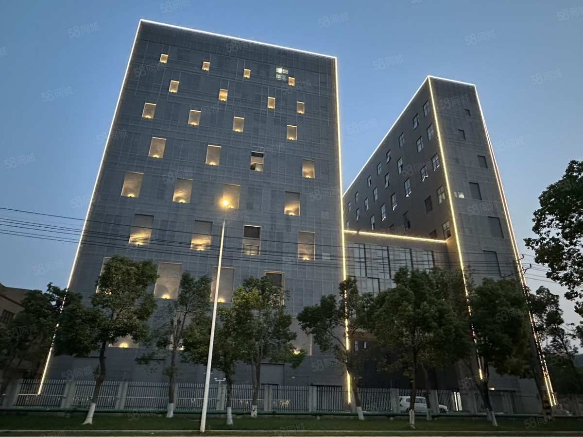 ，上海甲方直招 梅村，新建厂房 ，形象好，大车进1315平厂房出租单层