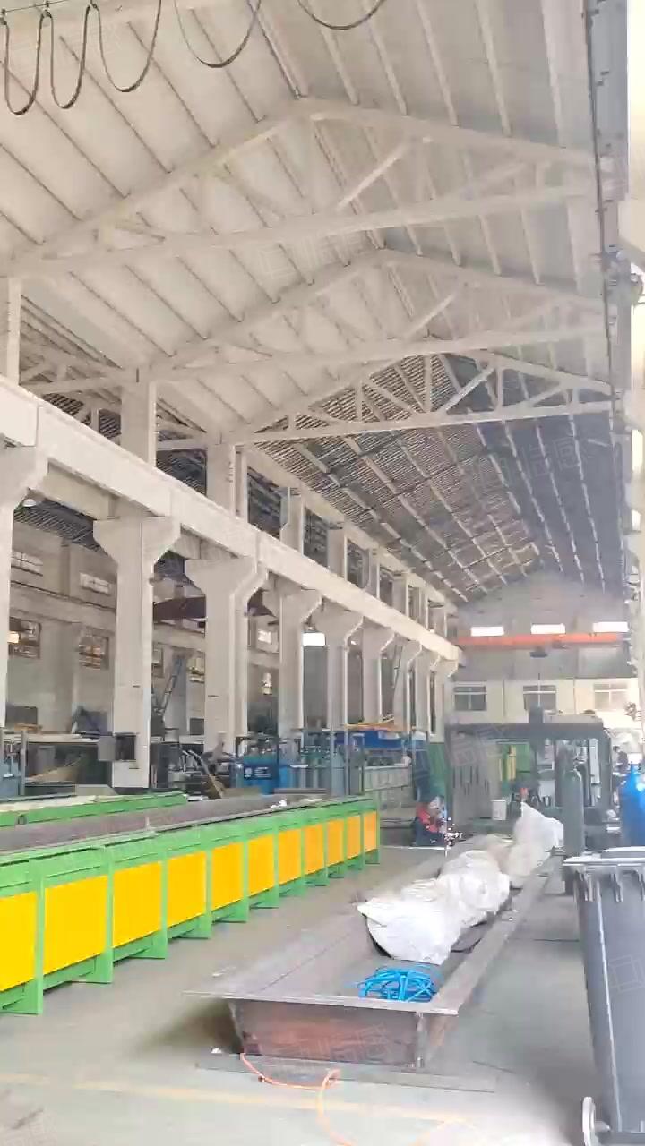 行车5-10吨厂房出租单层，上海杨市开发区独栋厂房2000平