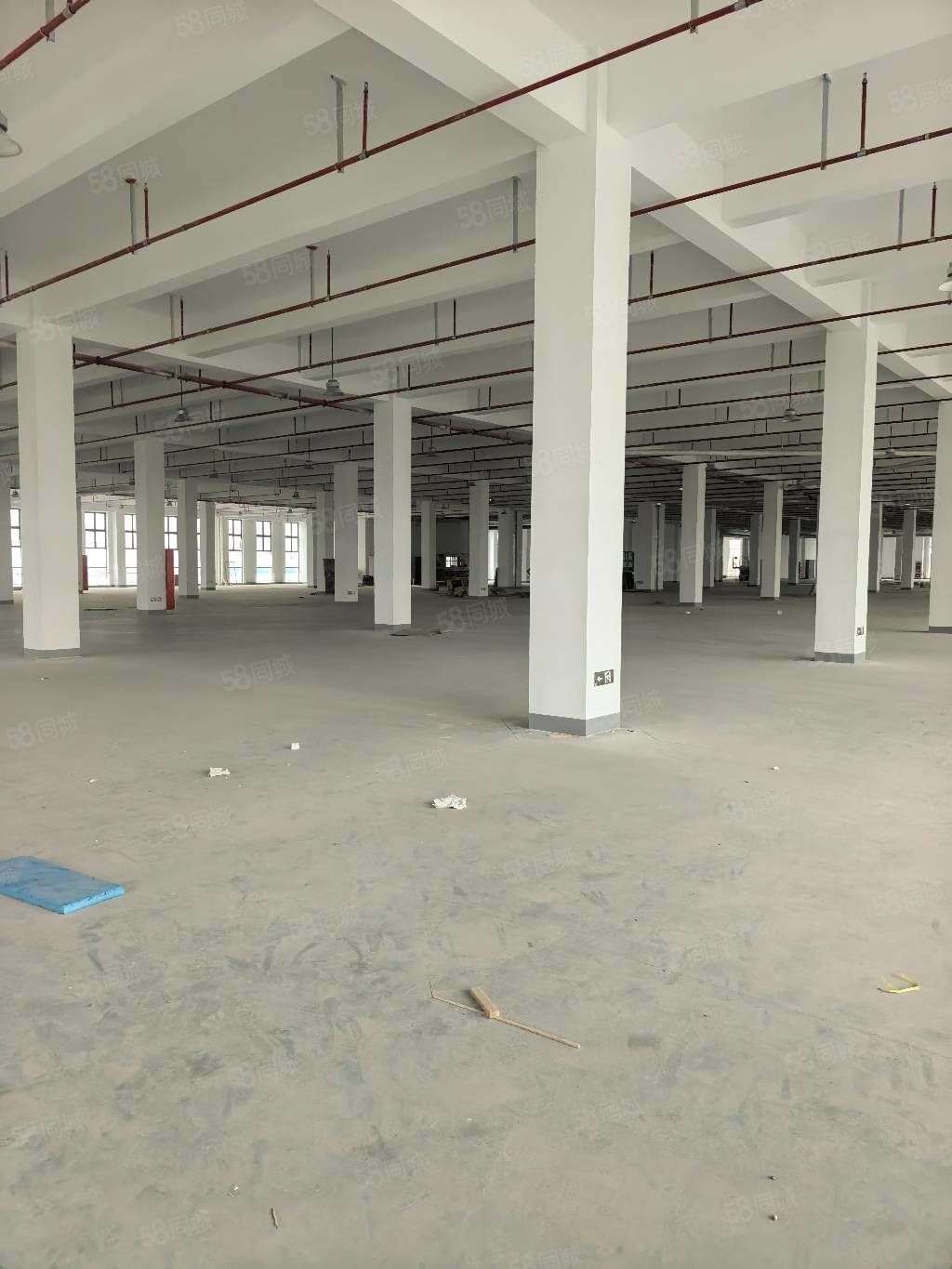 仓库无污染行业。通勤方便900平厂房出租，无锡单层厂房适合做机械