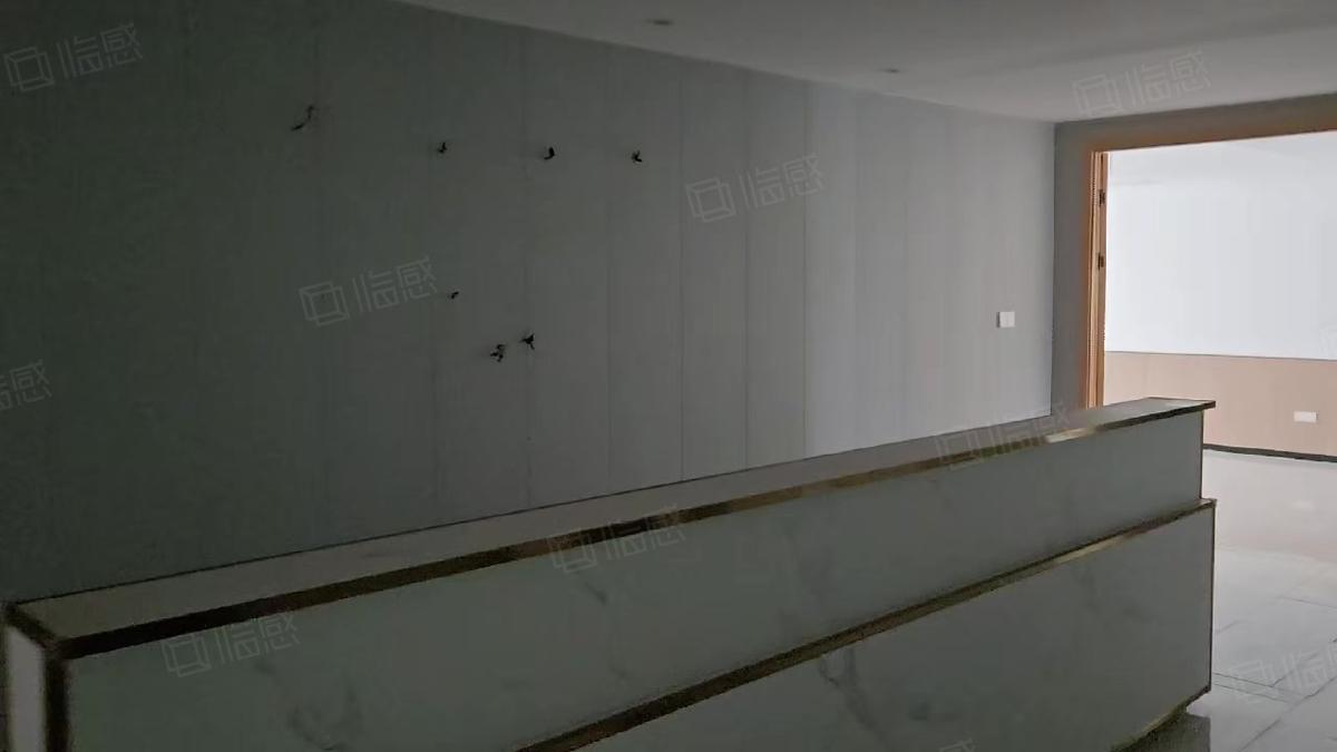 框架结构带货梯，杭州轨交口1100精装空间，可办厂房出租独栋多层