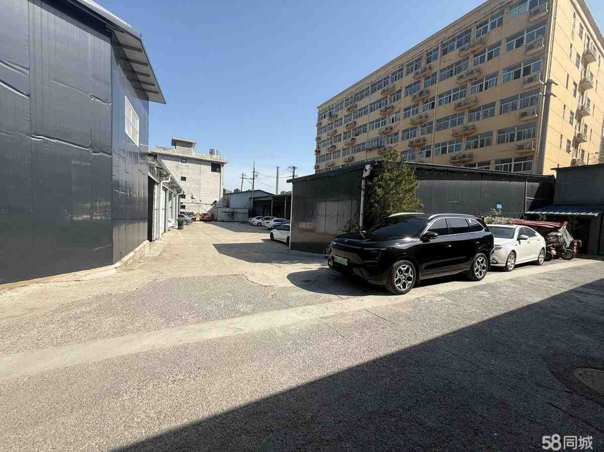 可做库房可整租厂房出租单层可分租，西安个人200到3000平米厂房