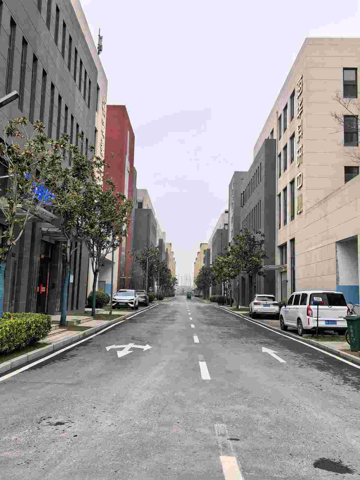 厂房实景