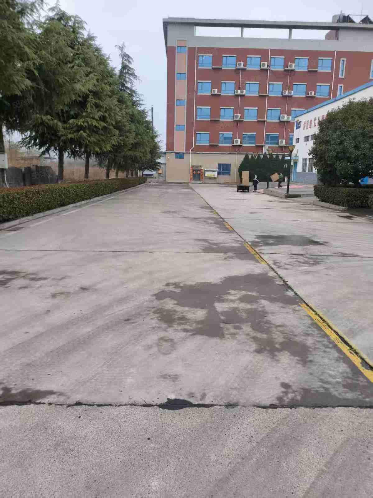 厂房实景
