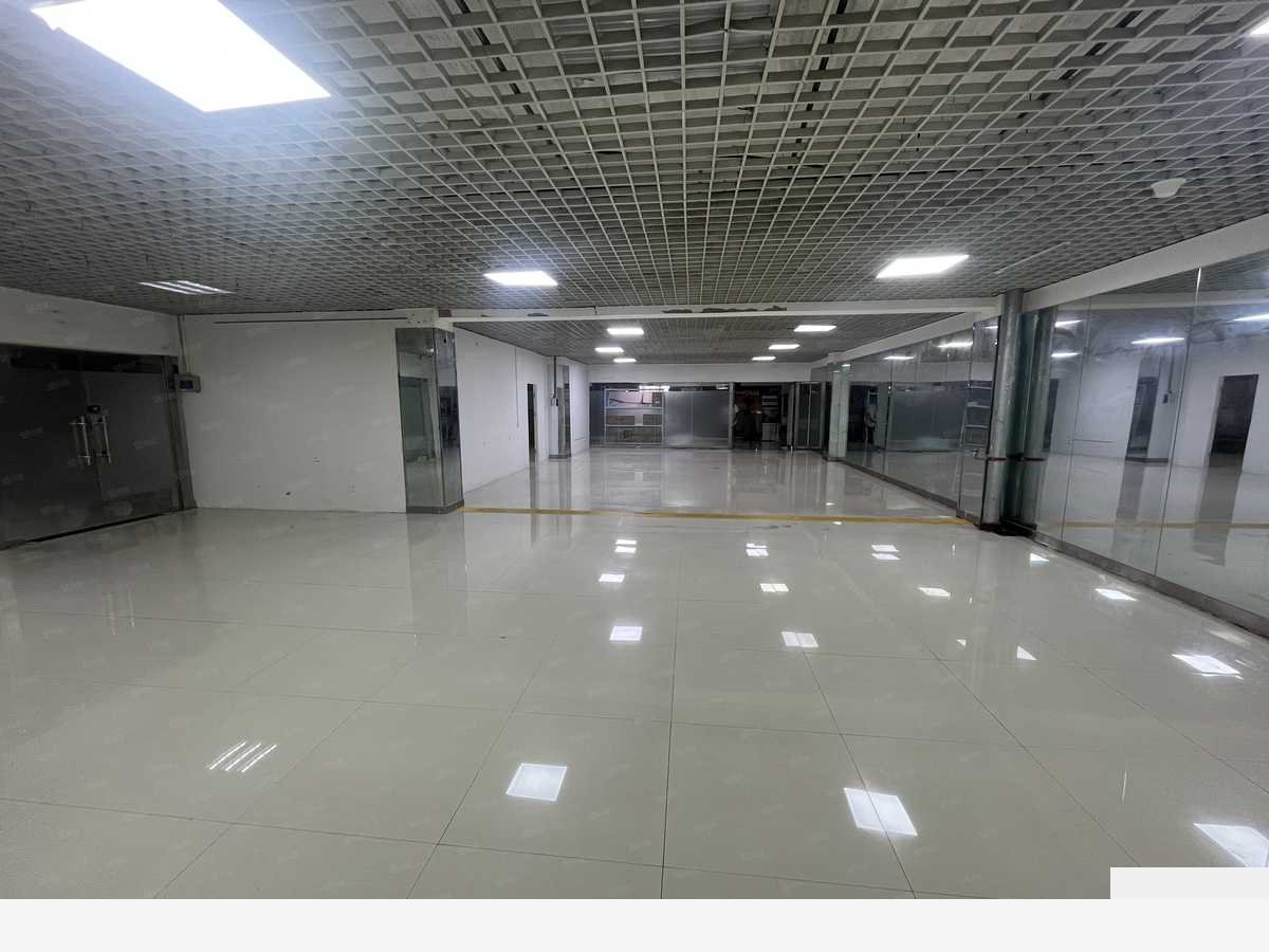 郑州物业直租电商示范区厂房 300平可以分割 有货厂房出租单层轨交口