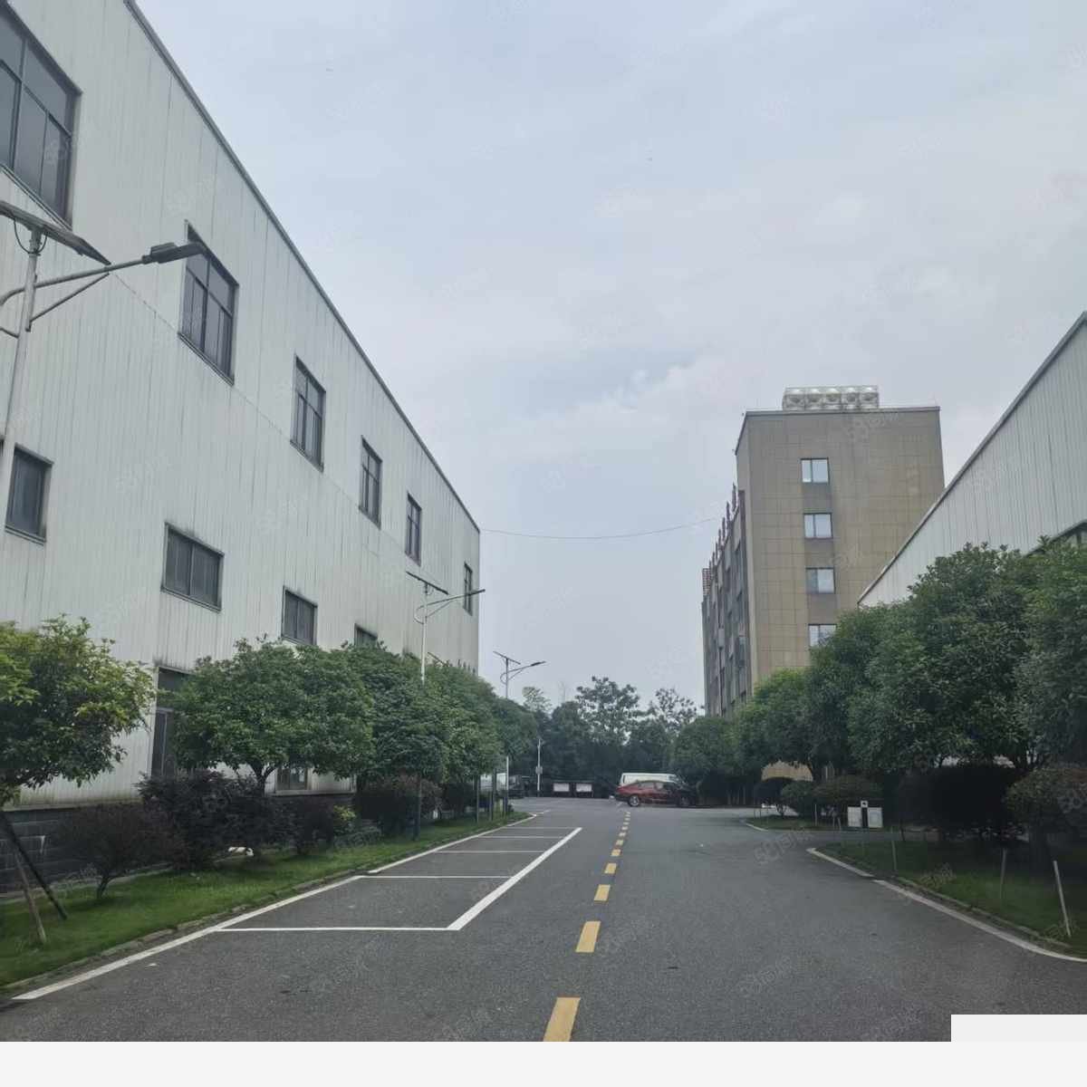【推荐】长沙钢结构厂房2万多平米 整租分租均可一楼16元28000平厂房出租独栋单层