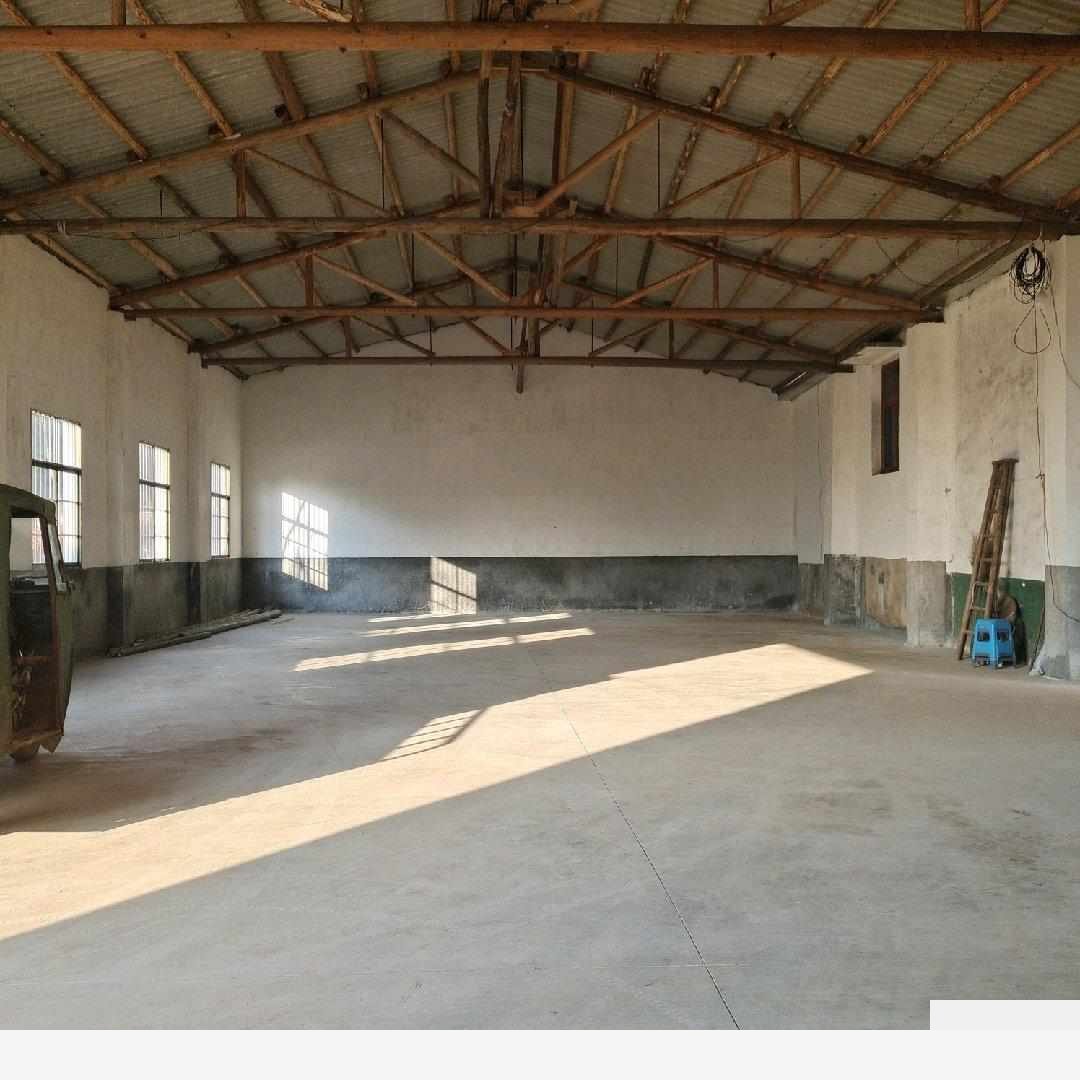 独门独户，长沙个人，单独厂房，带住房，厨房卫生间260平厂房出租单层通勤便利