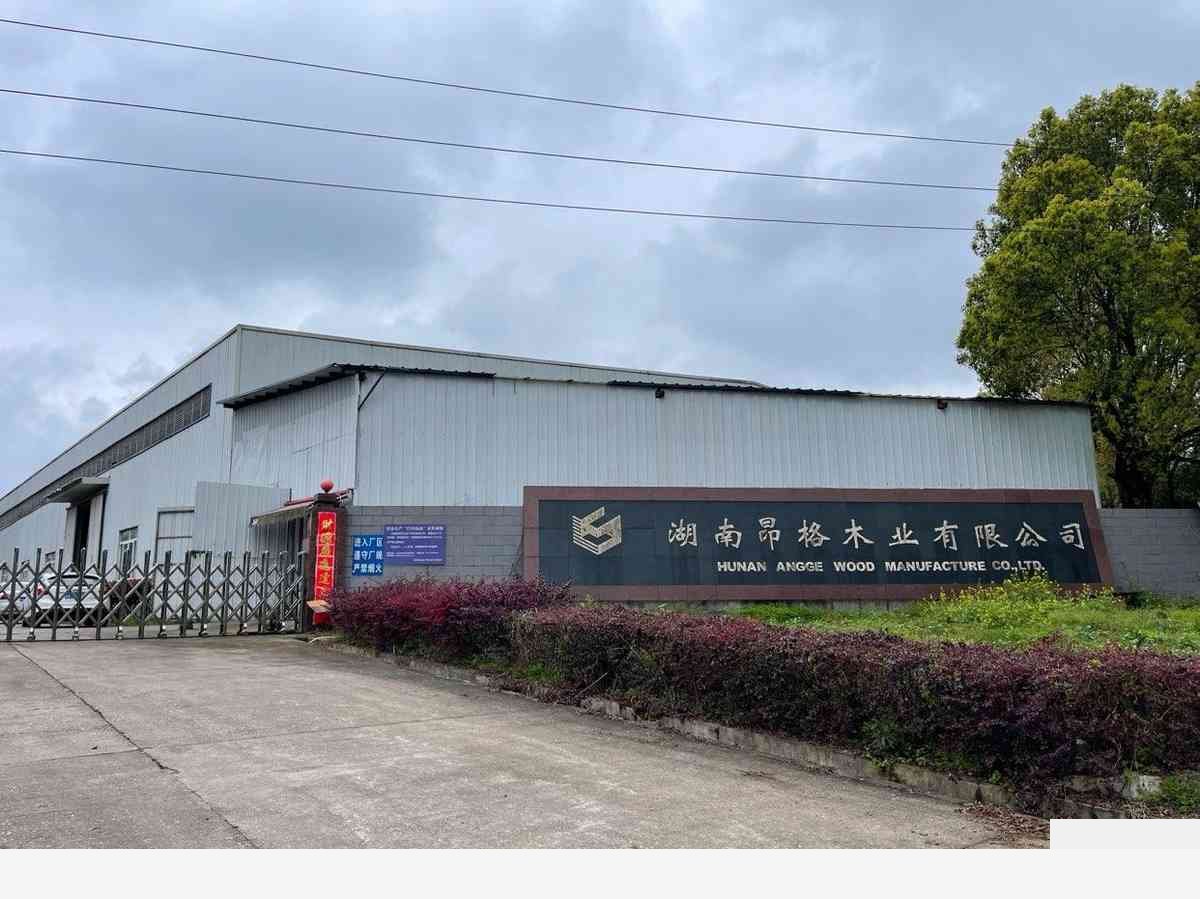 【推荐】长沙安沙镇107国道旁·标准钢架结构厂房优价房东5600平厂房出租单层可分租