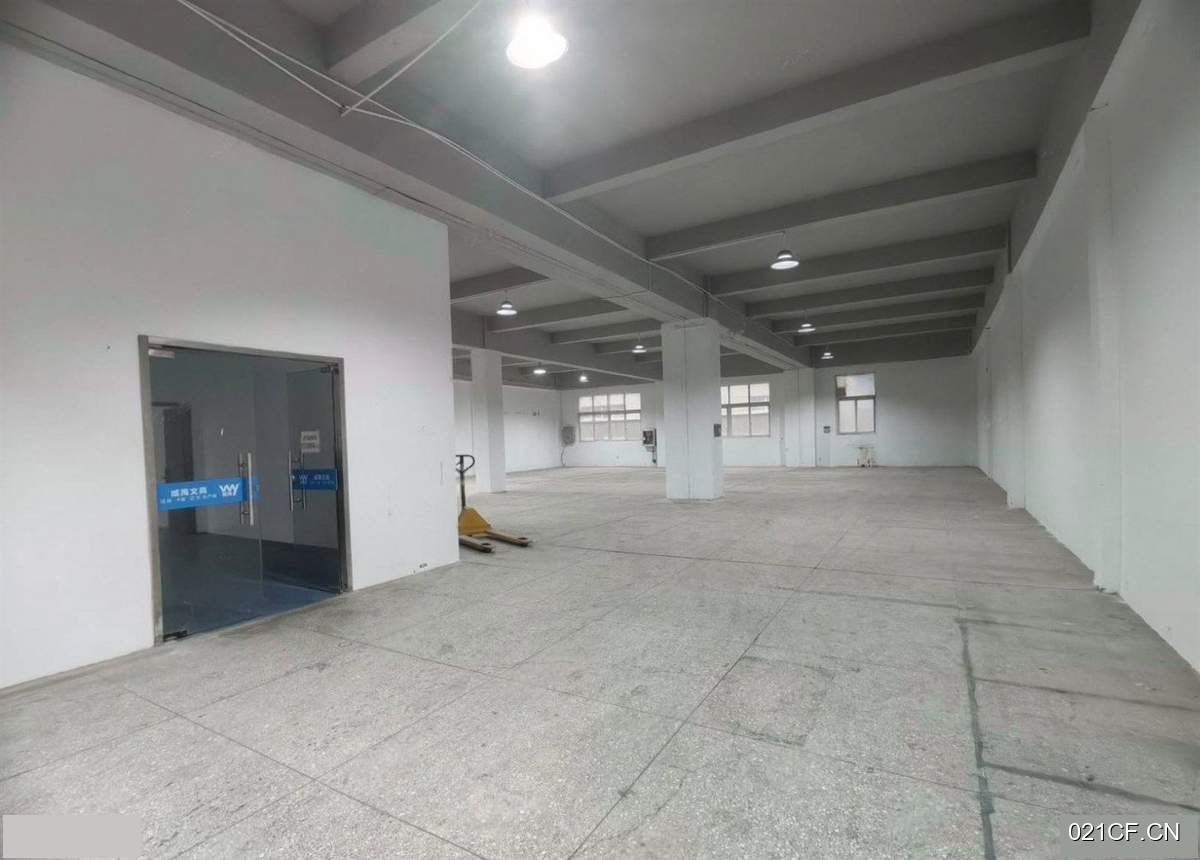 上海松江车墩江桥金园四路： 一楼 场地大停车卸货方便500㎡可注册单层大车进出仓库出租