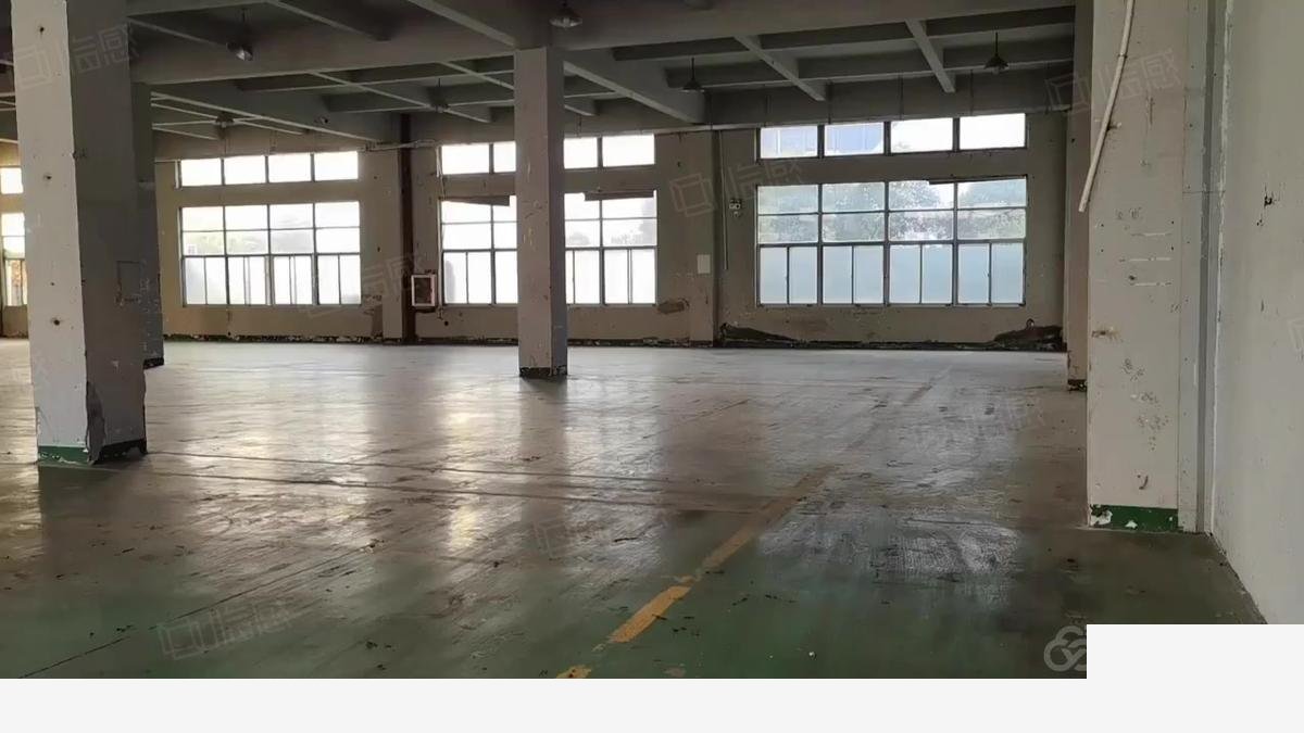 上海上海青浦厂房 可分割 可排污 和高速路口 大车畅厂房出租，可灵活分割