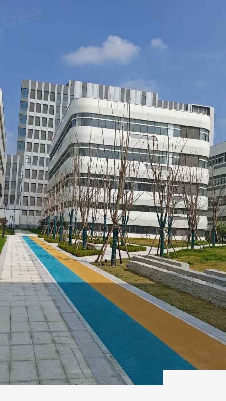 上海上海青浦华新镇虹桥全新厂房  办公展厅 研发实验室独栋厂房出租，配套完善