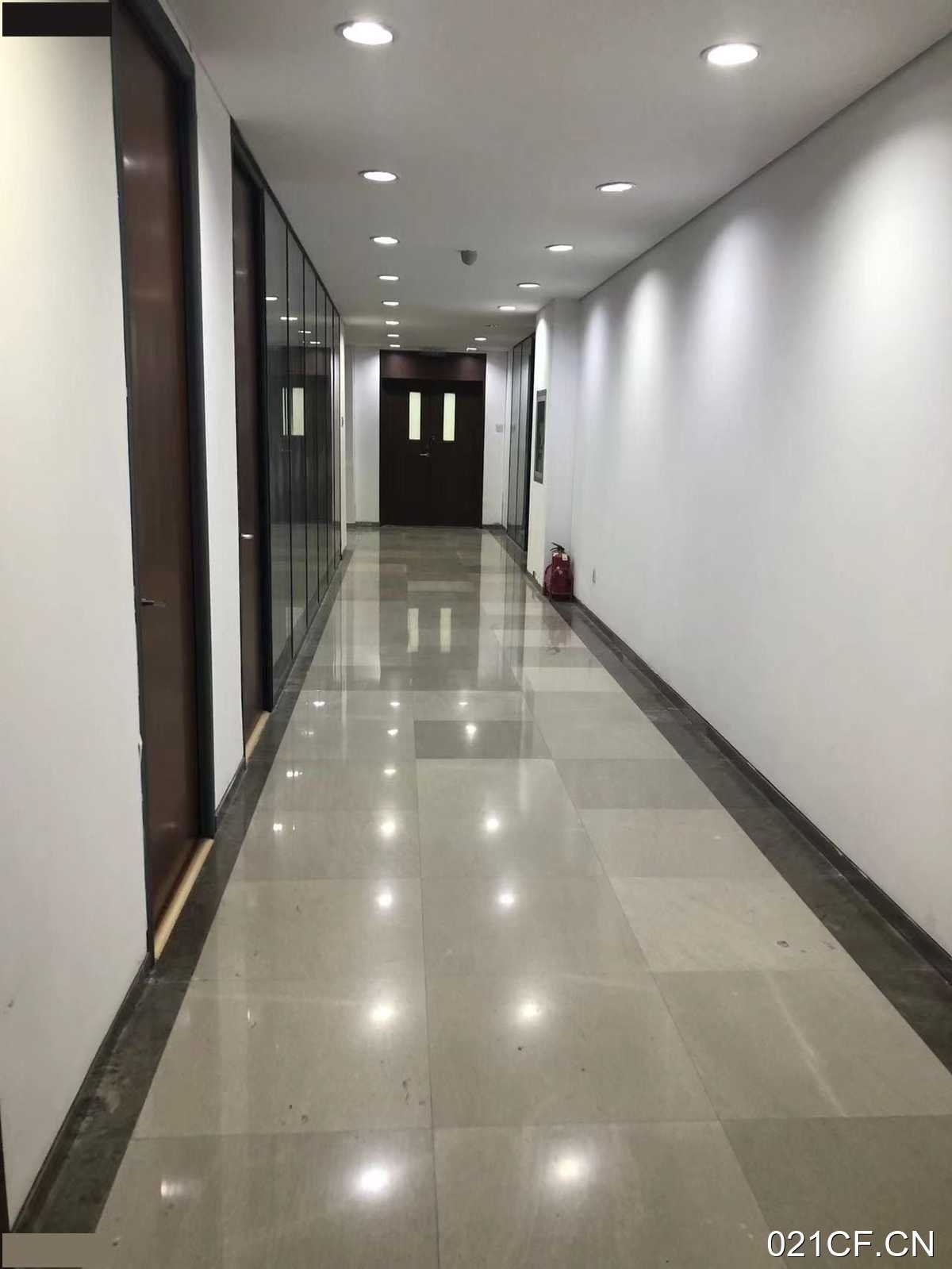 天津滨海新区空港经济区核心地块，大车好进出距市区蕞近的可生产可环评2000㎡地铁单层厂房出租