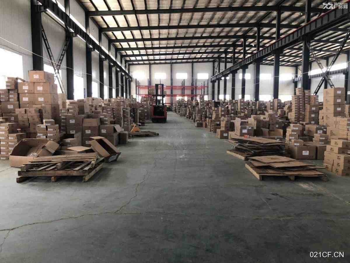 沈阳铁西工业大学开发区地铁口附近有燃气入户高4000㎡单层厂房出租