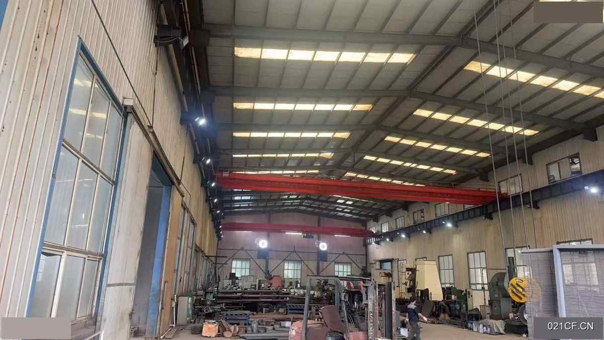 沈阳于洪区工业园洪区工业园区重型50吨吊车独5000㎡标准厂房单层大车进出厂房出租
