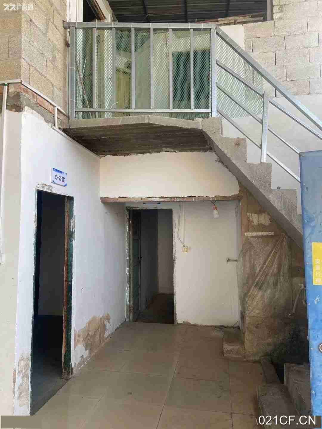 南宁江南沙井有300-500㎡独门独院标准厂房单层厂房出租