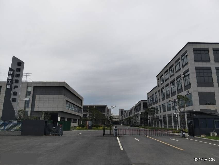 芜湖鸠江位于芜湖市经济技术开发区清水河路与祠山路交口东北角。银峰工投标准全新830㎡双层大车进出厂房出租