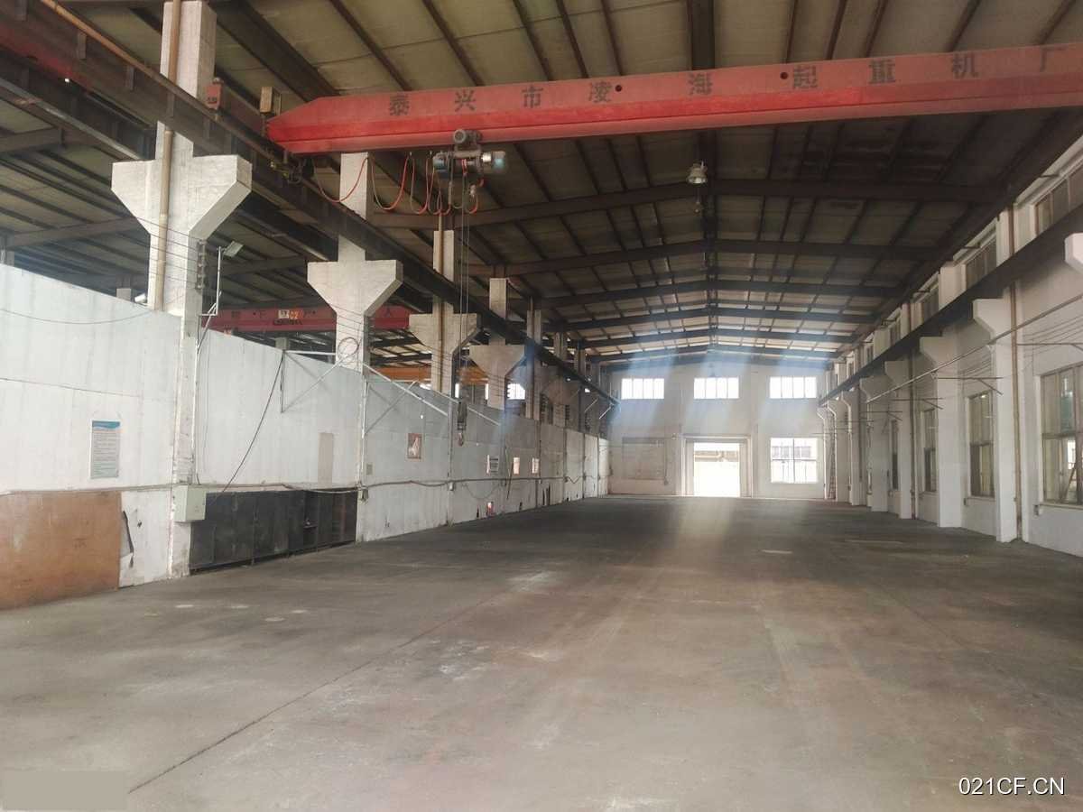 泰州泰兴根思乡工业集聚区1号标准带行车免费三个月靠北高速4200㎡标准厂房可架行车单层厂房出租