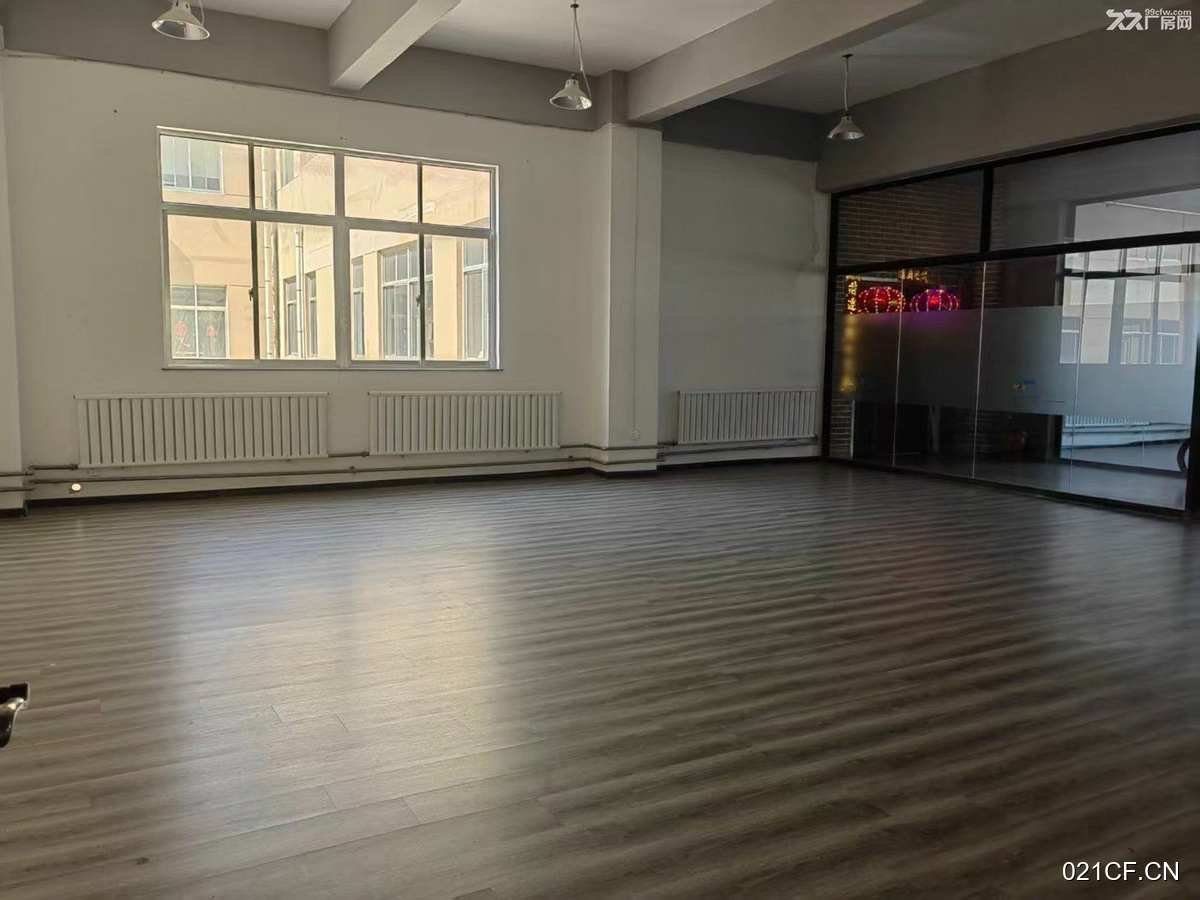 威海环翠张村双创人园区室130㎡多层可分租厂房出租