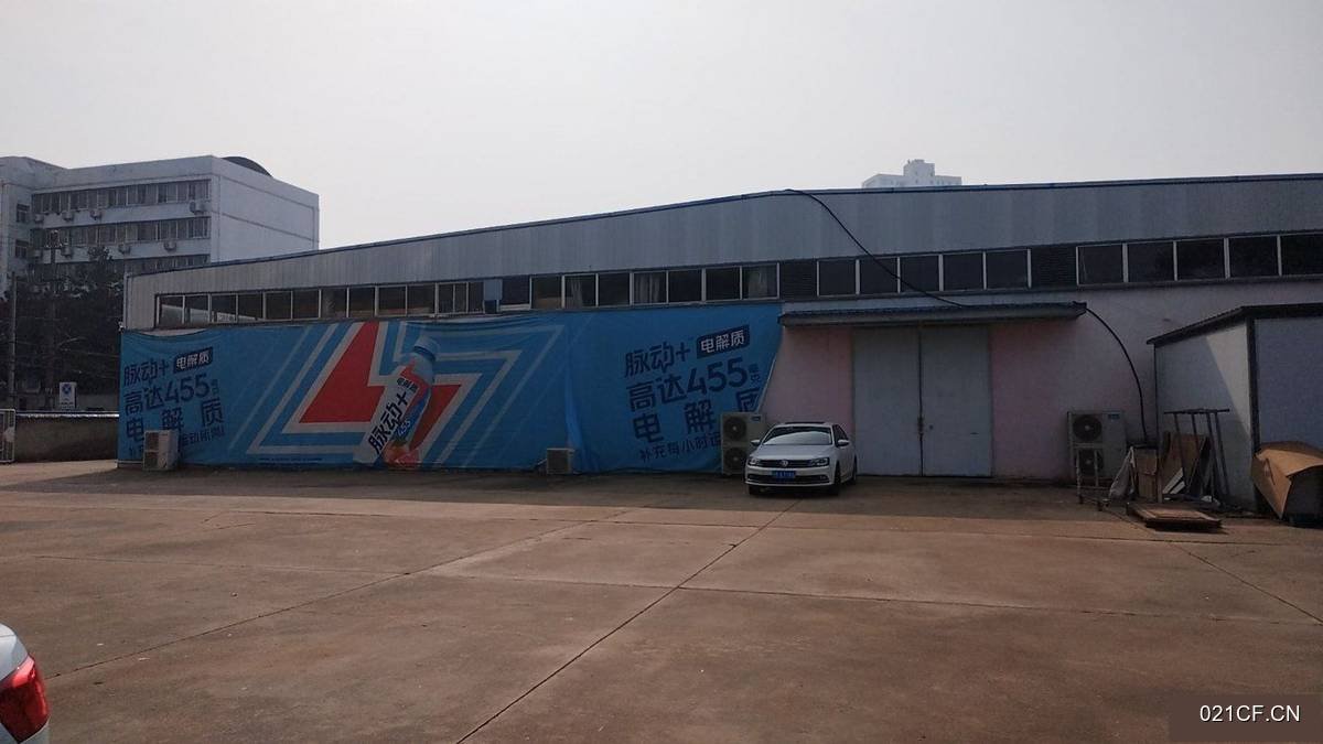 襄阳襄州区张湾街道办事处光荣路8号区核心地段/标准厂房单层大车进出仓库出租