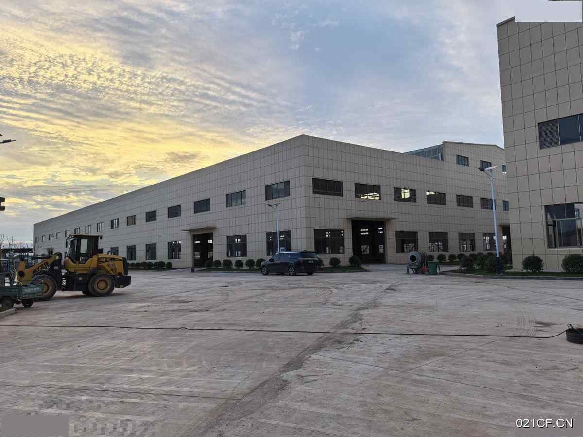 九江永修江西省九江市永修县（昌九快速通道）与恒丰红绿灯路口一手直接全新接受任何业态咨询8600㎡独门独院可分租厂房出租