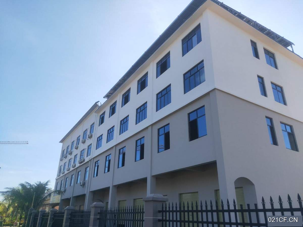 三亚海棠湾万宁市 后安镇223国道旁万宁市现代农业科技园万宁农业科技产业园仓储综合楼 配套完善  可分368㎡仓库出租