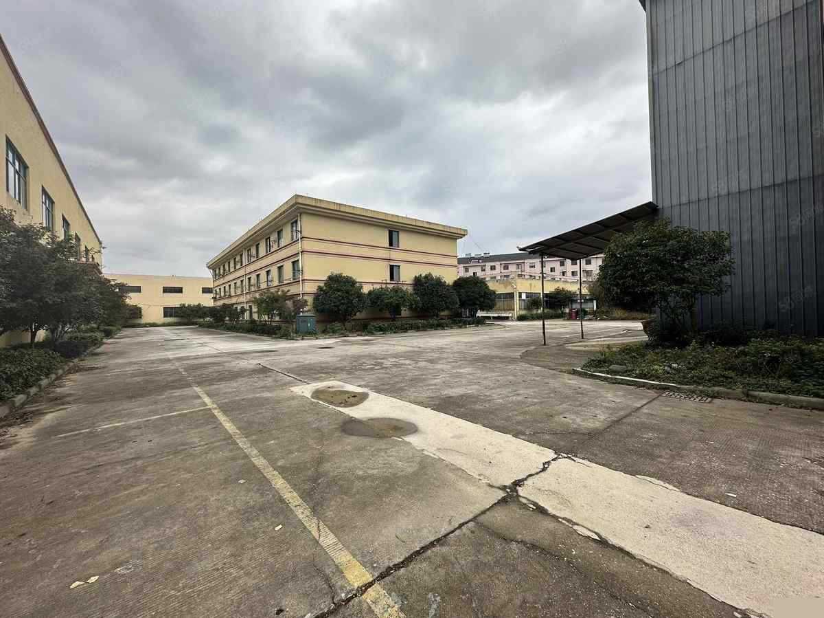 德清林城500平厂房出租，配套完善