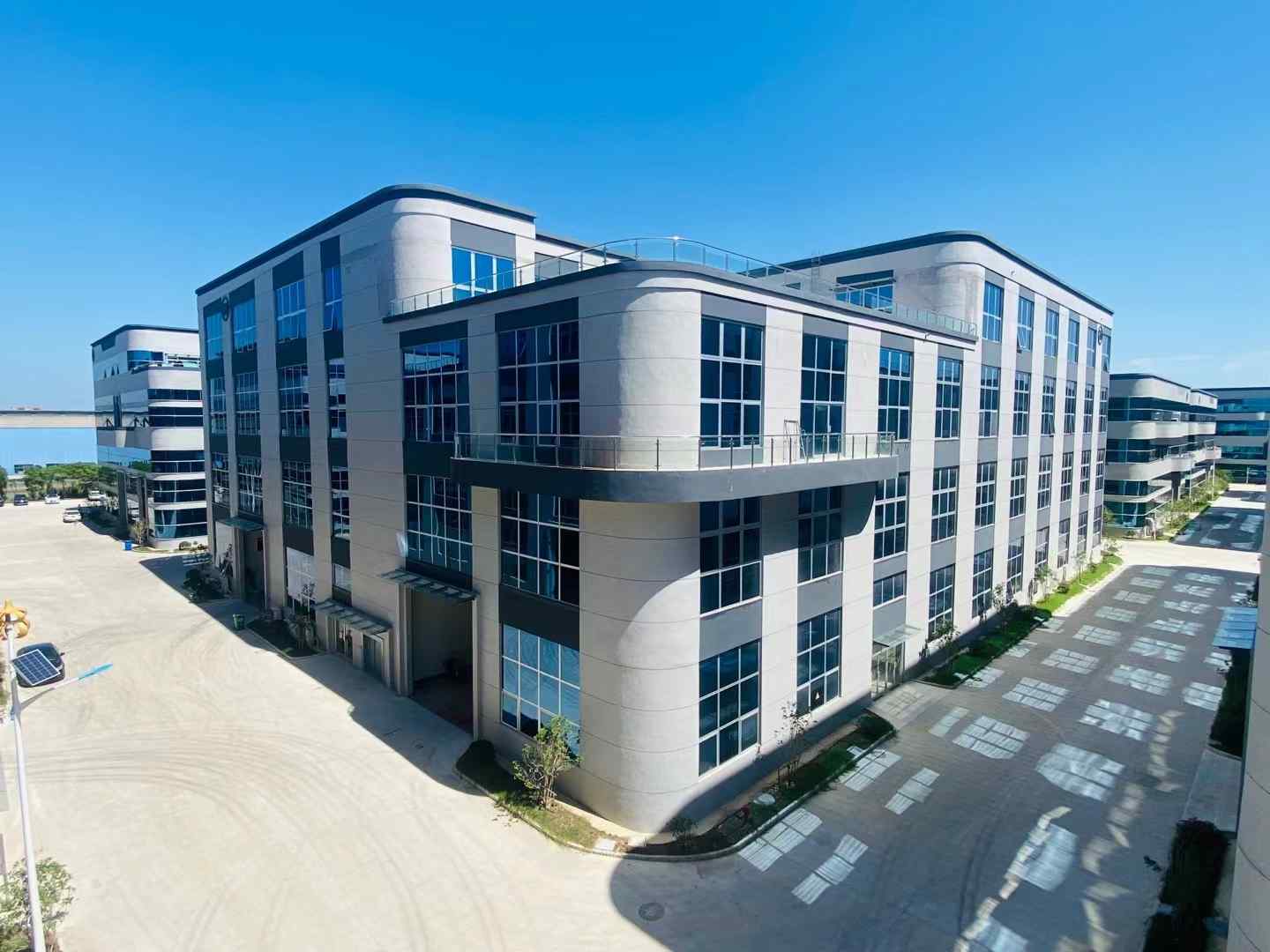 温州急租新城四楼1400平,130元平方,已腾空龙港厂房出租,配套完善