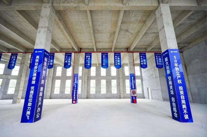温州虹桥南岳钢结构300平方可作冲床吵乐清南岳厂厂房出租，配套完善