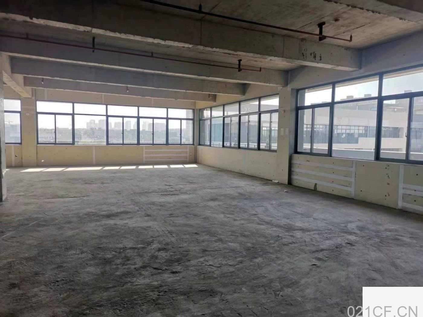 长沙600㎡ 厂房捡漏清盘300至600平多层厂房价格优惠非中介-雨花环保科技园厂房出售，首层3.6