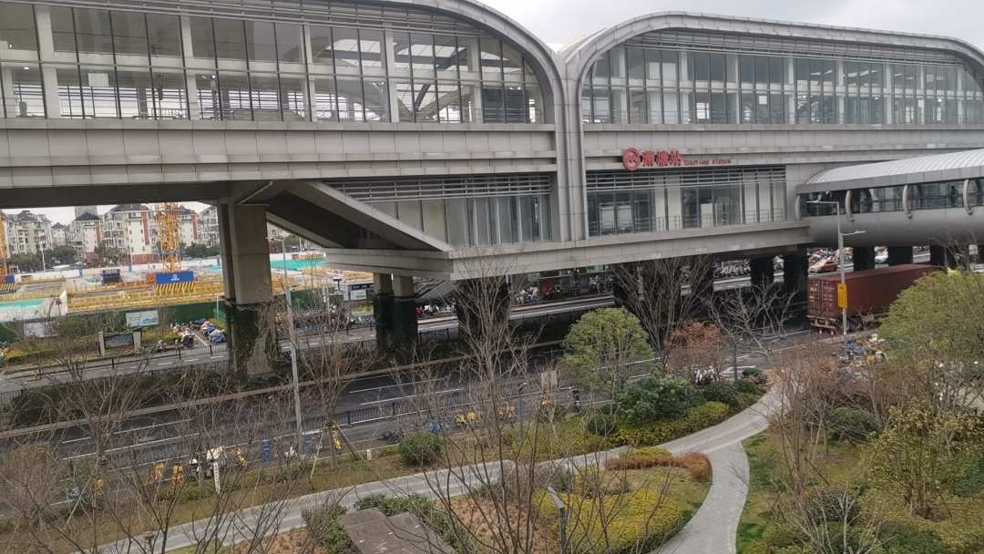 1. 【首页置顶】上海奉贤肖塘地铁口10000㎡商业空间 招租/转让