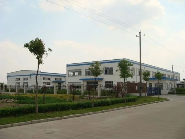 武汉吴家山地铁口旁1500平厂房出租，地铁直达
