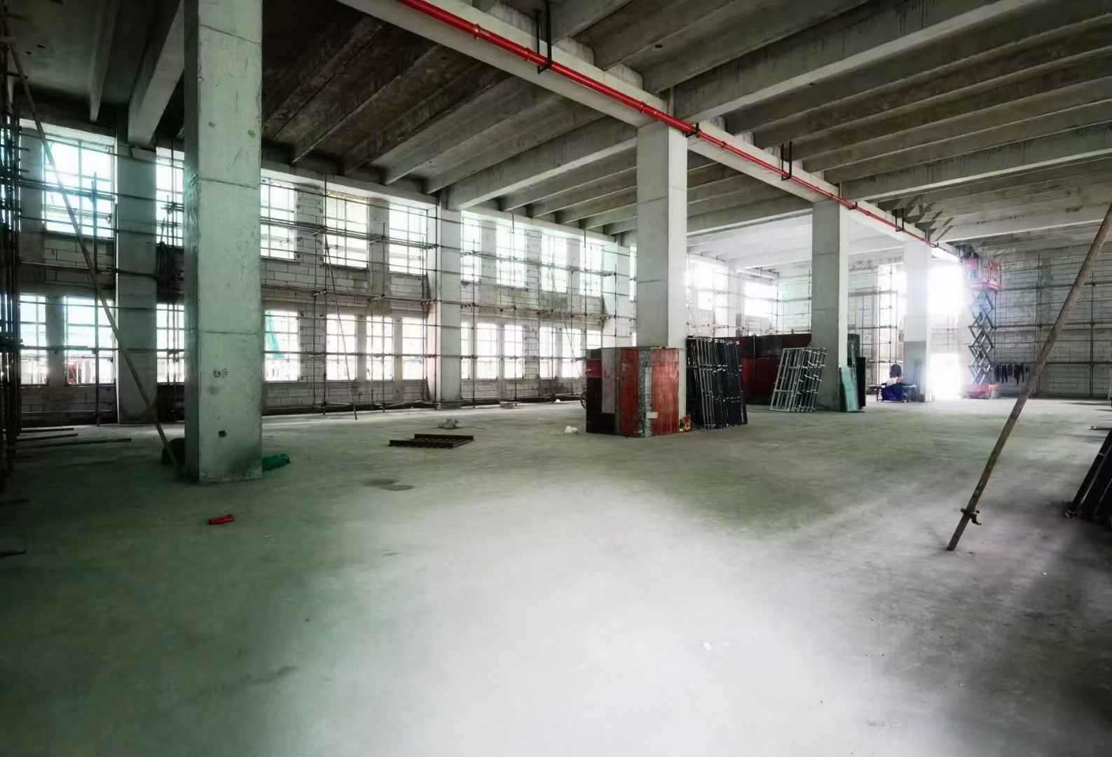 新区贵阳1500㎡ 交通便利且不限行业的钢构厂房仅此一个-金阳新区观山湖厂房出租，首层7米层高