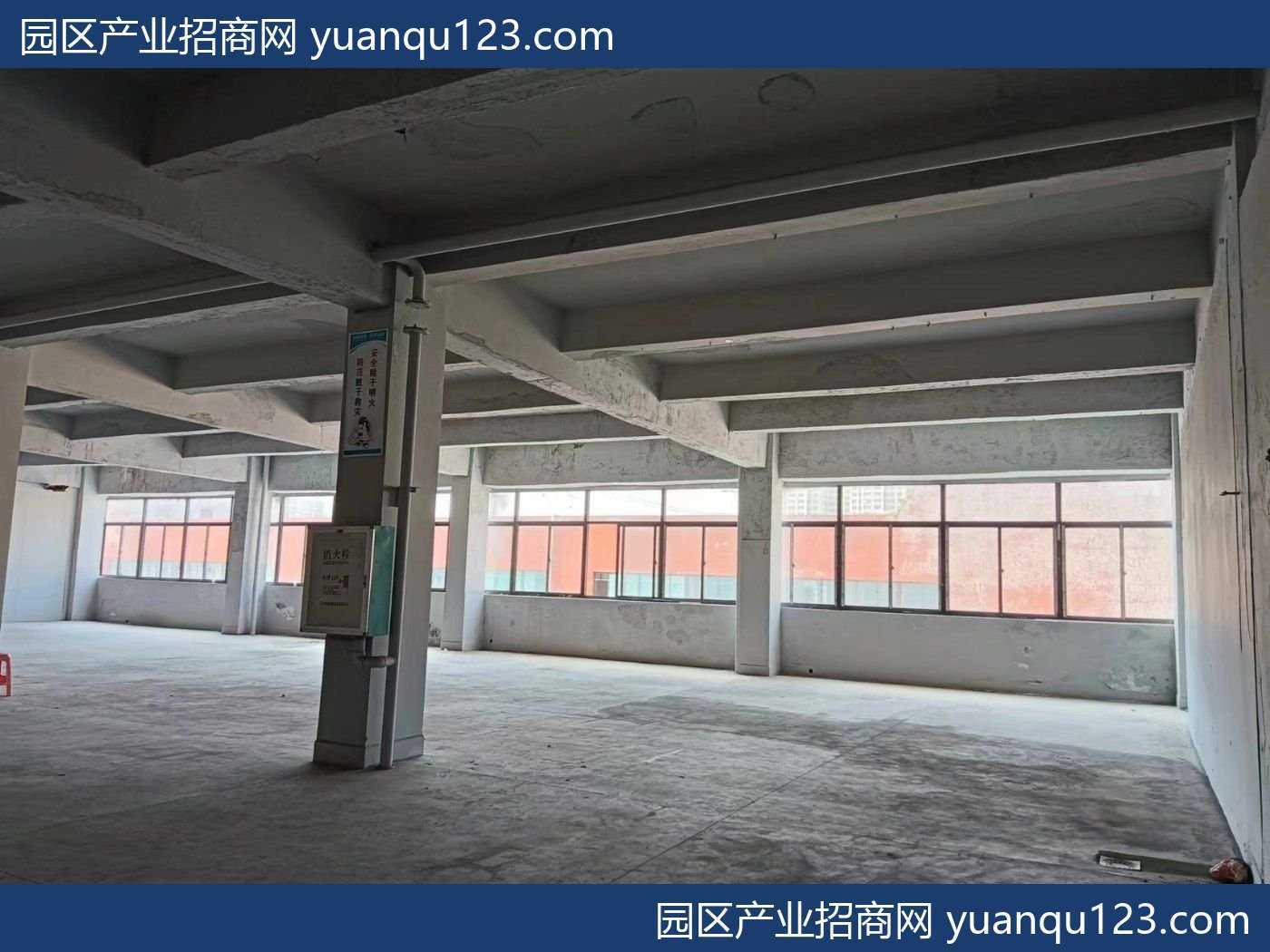 上海闵行虹桥申长路花园式独栋5000平厂房出租，首层7米层高