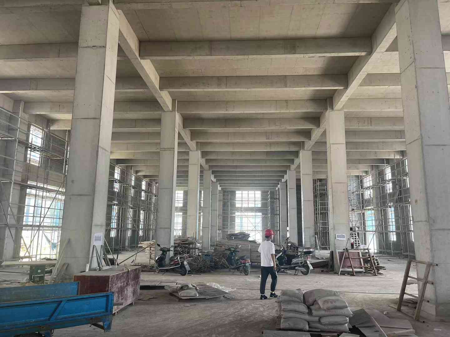 东莞横沥镇独院单一层钢构2000平厂房出租，空中花园
