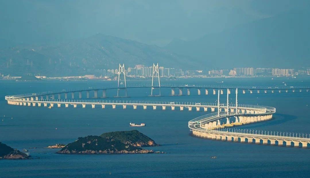 佛山西江再添航运支点 深国际高明富湾码头项目正式动工