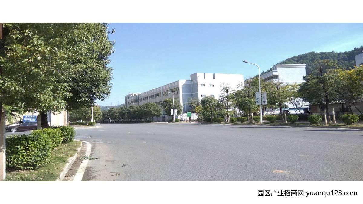 【推荐】东莞市凤岗镇４５００平方米钢架厂房出租