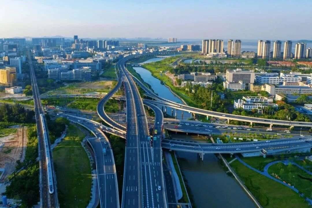 考察交流现场