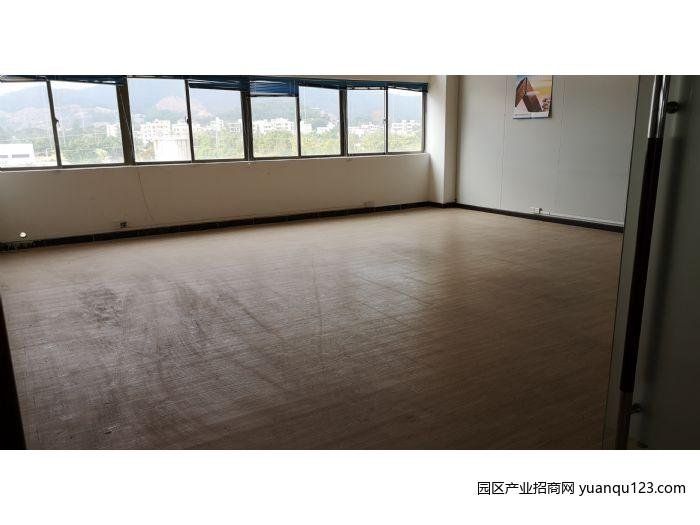 厂房实景